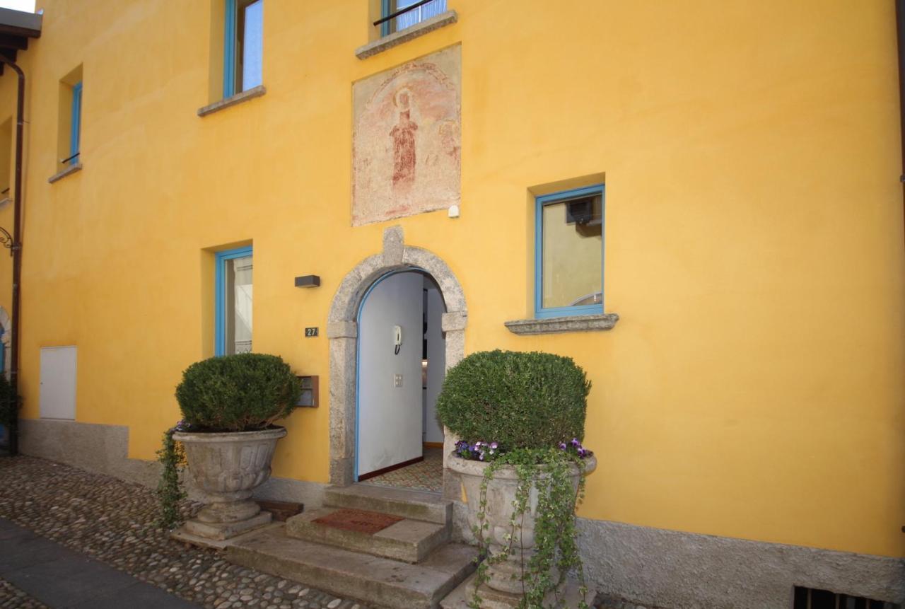 Romantico Palazzo Dei Ulivi Purasca Exteriér fotografie