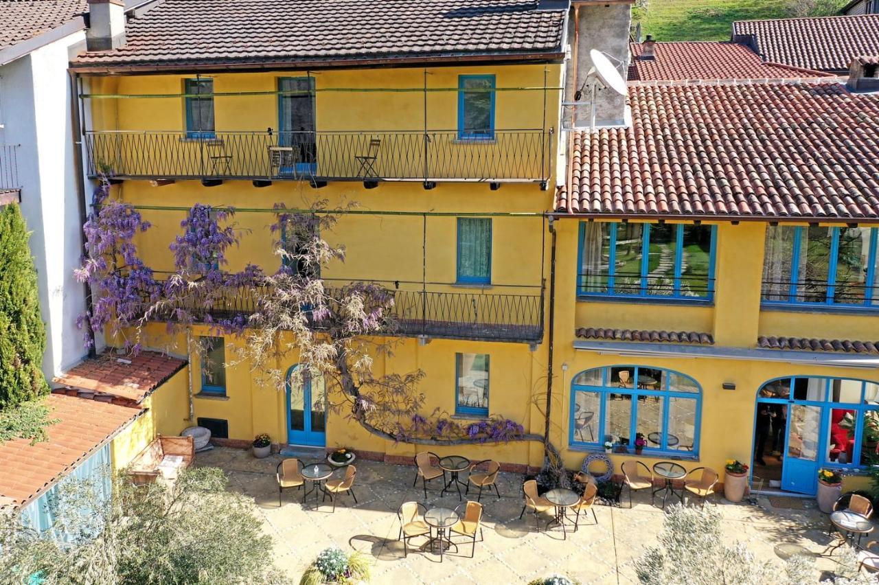 Romantico Palazzo Dei Ulivi Purasca Exteriér fotografie